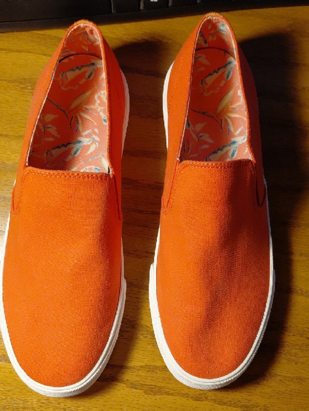 Vionic Groove Canvas Slip-On Flats - Picture 3 of 7